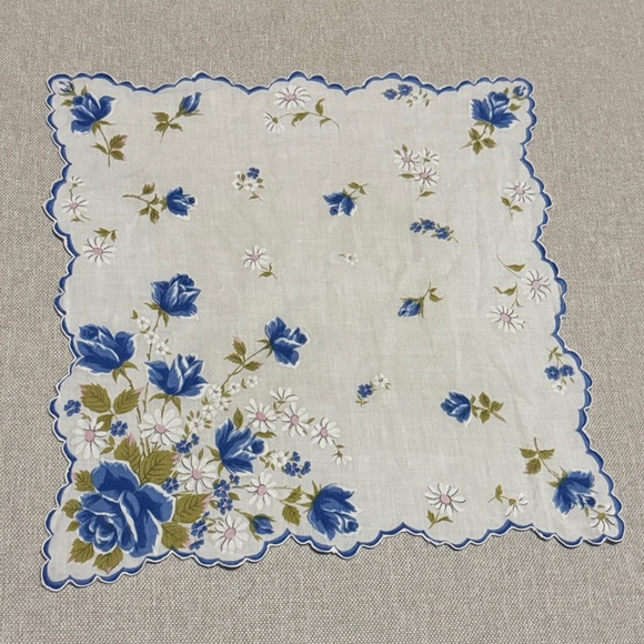 Vintage Cotton Scarf-Scalloped Edge-Floral-Blue/White-EUC - Picture 3 of 12